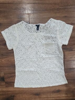 Gap Women's Solid White Floral Eyelet Crewneck Short Sleeve Shirt Small S